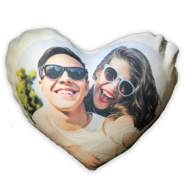 conij-corazon-personalizado-td.jpeg Cojín corazón Personalizado con fotos